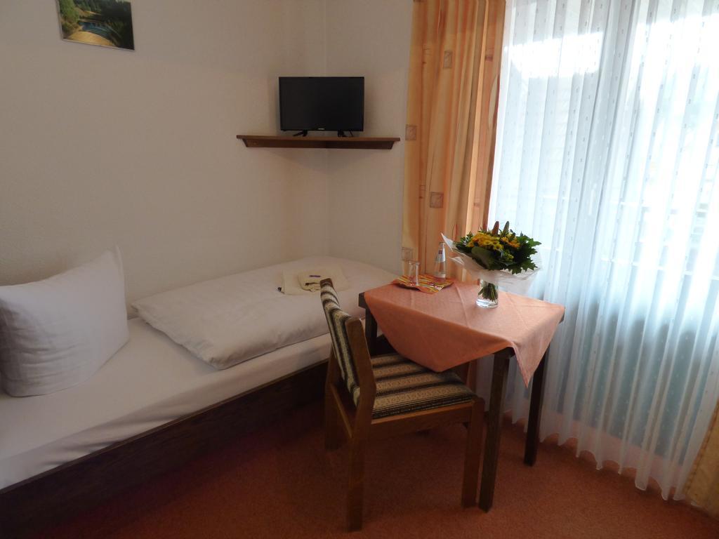Pension Gasthof Zum Lamm Bischofsheim an der Rhön Εξωτερικό φωτογραφία
